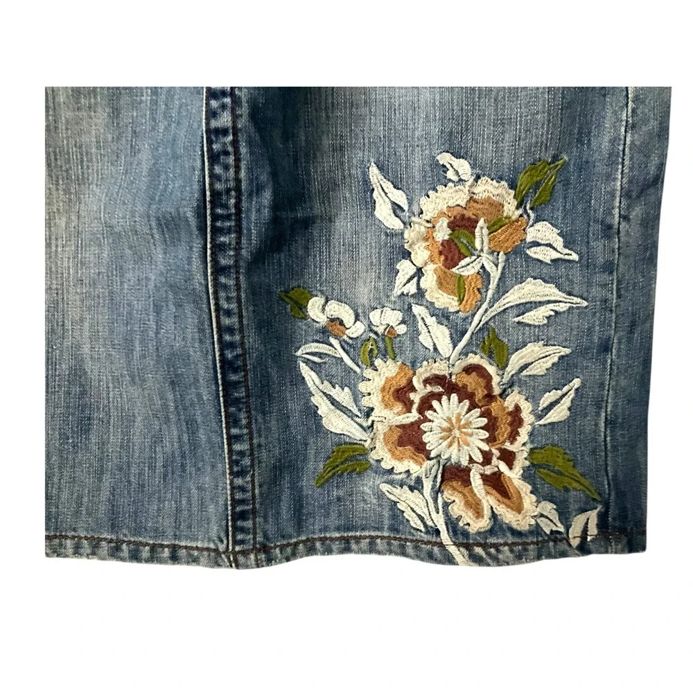 Milky Way Womens Medium Wash Floral‎ Embroidered Denim Skirt SZ M Distressed VTG